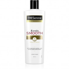 TRESemmé Keratin Smooth balsam pentru par indisciplinat 400 ml