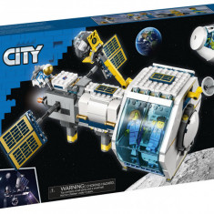 LEGO City - Lunar Space Station (60349) | LEGO