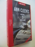 Misterul de pe Holly Island - Ann Cleeves