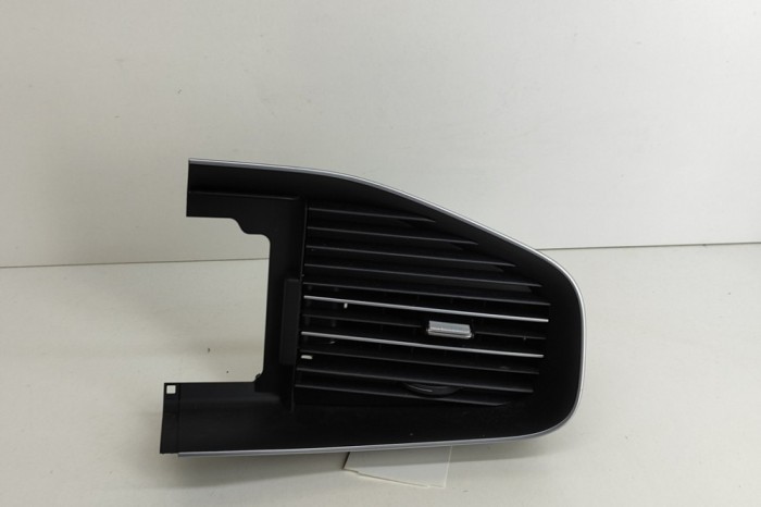 Gura de ventilație planșa de bord MERCEDES-BENZ GLE W167 2022 OEM: A1678302700 24704606