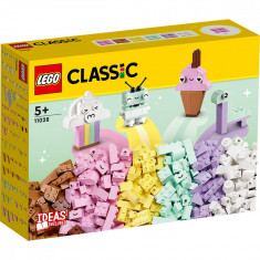 LEGO® Classic - Distractie creativa in culori pastelate (11028)