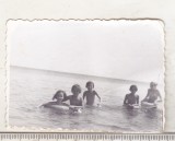 bnk foto Copii in apa marii - anii `70