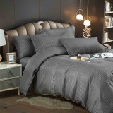 Lenjerie pat dublu cu 6 piese,damasc satinat,cearceaf cu elastic,dungi 1cm,gri inchis-A1395