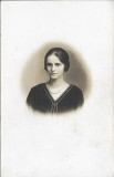P2931N Portret de femeie, perioada interbelică