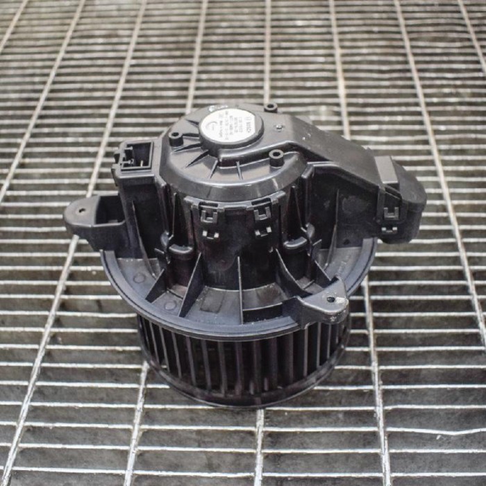 Ventilator aeroterma FORD TRANSIT CUSTOM 2019 OEM: 00079079-05,BK2T-18456-AC,0130115572 10703410