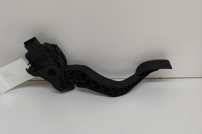 Pedala de accelerație CITRO&Euml;N C3 AIRCROSS II 2021 OEM: 3638808,6PV009949-63,6PV009949 29506983
