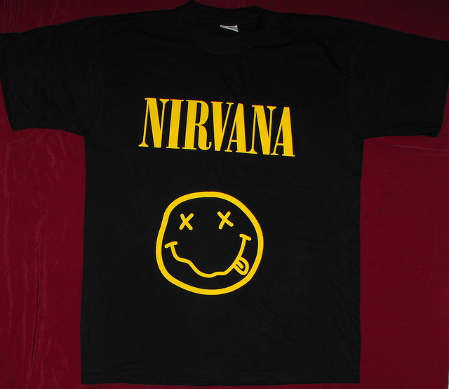Tricou Nirvana - Logo,imprimat la fel pe ambele parti,pe tric Keya
