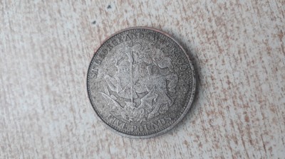Tristan da Cunha - five pounds 2012. foto