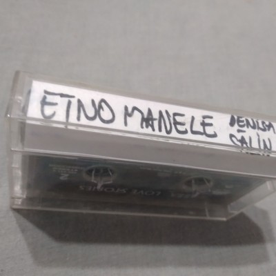 CASETA MANELE ETNO MANELE RARA!!!!FARA COPERTA ORIGINALA foto