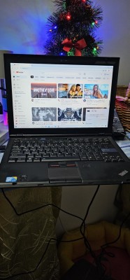 Lenovo ThinkPad X301 Intel&amp;reg; Core&amp;trade;2 Duo U9400 1.40GHz, RAM 4GB, SSD 64 GB , BATERIA TINE , SE VINDE CU INCARCATOR , WINDOWS 10 INSTALAT RECENT. foto