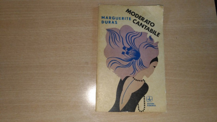 MODERATO CANTABILE - MARGUERITE DURAS