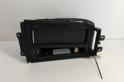 Suport de pahar AUDI E-TRON GEN 2019 OEM: 4KE862533E | 28518746 foto