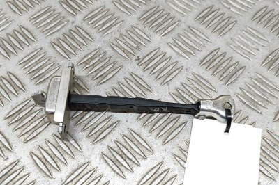Limitator ușă st&amp;acirc;nga față TOYOTA C-HR _X2_, _H2_ 2024 OEM: 68610-F4070 28292422 foto