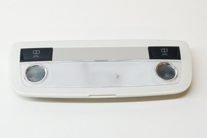 Iluminare interioară MERCEDES-BENZ A W176 2016 OEM: A2048204901 13548581