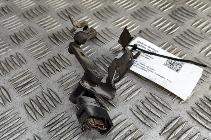 Senzor de nivel &icirc;nălțime dreapta spate BMW X2 F39 2023 OEM: 6895467 30744394