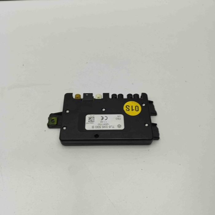 Amplificator de antena VW TOUAREG 7LA, 7L6, 7L7 2004 OEM: 7L6035530B