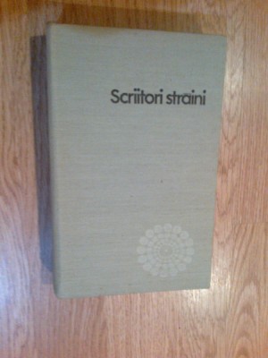 n4 GABRIELA DANTIS - SCRIITORI STRAINI. MIC DICTIONAR (1981)a foto