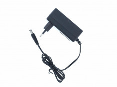 Alimentator AC/DC 12V 2000mA 24W conector 5.5x2.1 mm WELL PSUP-SSP-12V2000MA-POS foto