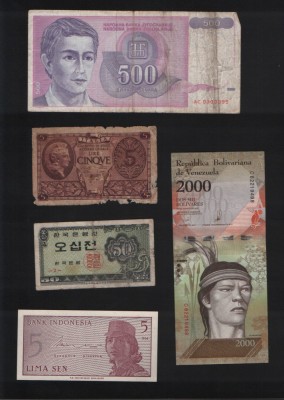 Set 5 bancnote de prin lume adunate (cele din imagini) #95 foto