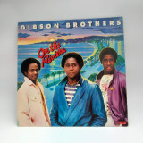 Lp Gibson Brothers &lrm;&ndash; On The Riviera 1980 VG+ / VG+ Polydor Germania 2374 163, Dance