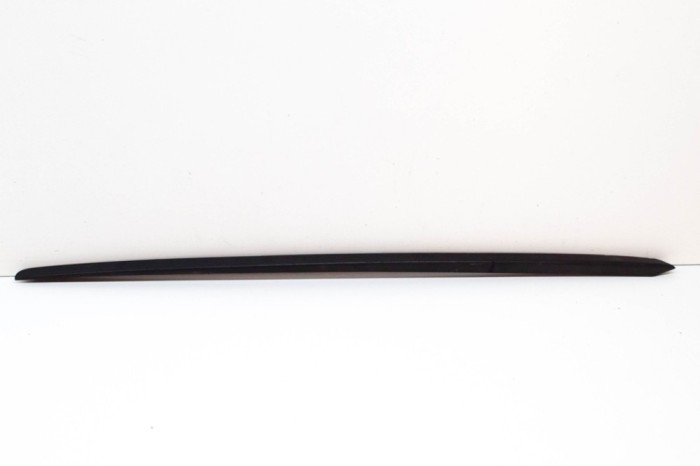 Ornament vertical parbriz st&acirc;nga PORSCHE MACAN 95B 2016 OEM: 95B845327,95B.845.327 | 20490840