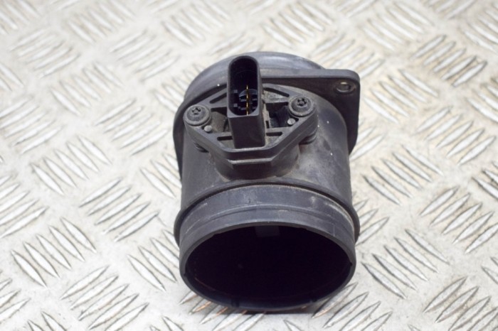 Debitmetru de aer VW TOUAREG 7LA, 7L6, 7L7 2004 OEM: 0280218073,070906461 14272345
