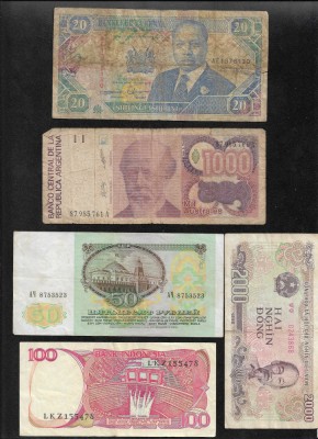 Set 5 bancnote de prin lume adunate (cele din imagini) #285 foto