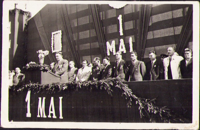 HST M197 Poză tribună oficială de 1 Mai Rom&acirc;nia anii 1950-1960