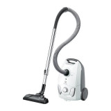 Aspirator cu sac Electrolux EasyGo EEG41IW, 750 W, 3 l, filtru Epa12, tub telescopic, accesorii 2in1, perie DustPro, alb