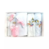 Trusou Botez 7 Piese cu Text Imprimat, Alb-Roz, Inorog - TB38