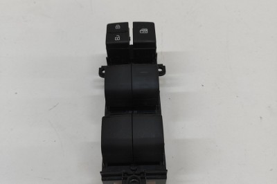 Buton geam ușă dreapta față TOYOTA YARIS CROSS MXP_ 2021 OEM: 84040-0D030 31279797 foto