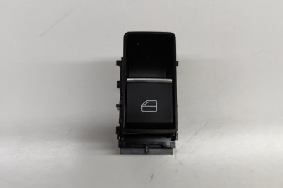 Buton geam ușă dreapta spate MAZDA CX-30 DM 2023 OEM: BDGF-66-370 29509399 foto