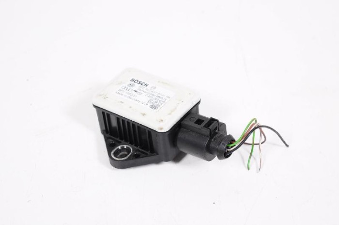 Senzor de accelerație AUDI A6 Avant 4F5, C6 2005 OEM: 8E0907637B,0265005618 3356922