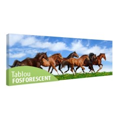 Tablou fosforescent Cai salbatici - 90 cm x 30 cm