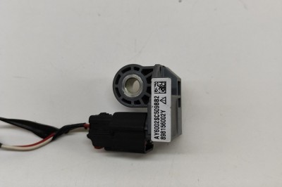 Senzor de impact dreapta față ISUZU D-MAX II TFR, TFS 2012 OEM: 898156002Y 28971001 foto