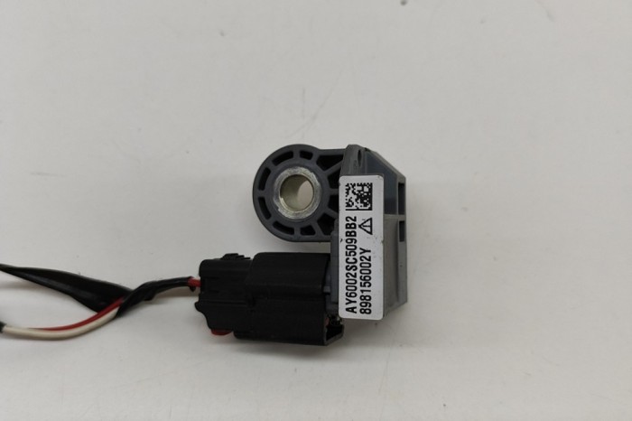 Senzor de impact dreapta față ISUZU D-MAX II TFR, TFS 2012 OEM: 898156002Y 28971001
