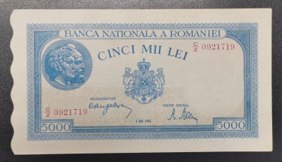 Rom&amp;acirc;nia 5000 Lei Mai 1944 Aunc diferite serii foto