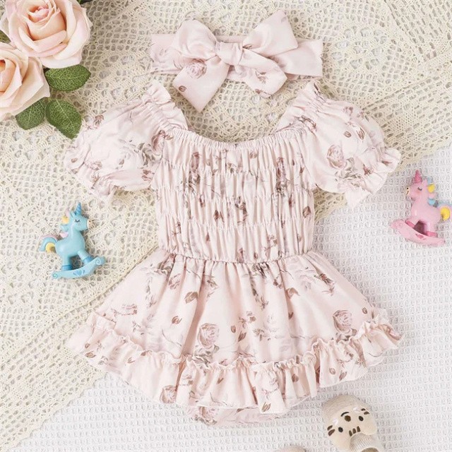 Body roz banan cu fustita cu volanase pentru fetite (Marime Disponibila: 6-9