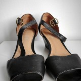 Sandale Clarks din piele, negre, mărimea 37, cu bretea și cataramă
