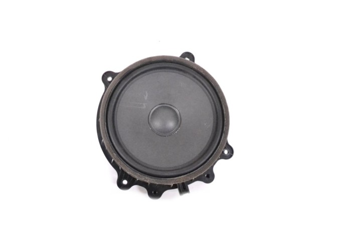 Difuzor ușă dreapta față TESLA MODEL 3 2018 OEM: 1079744-00-E 14534463