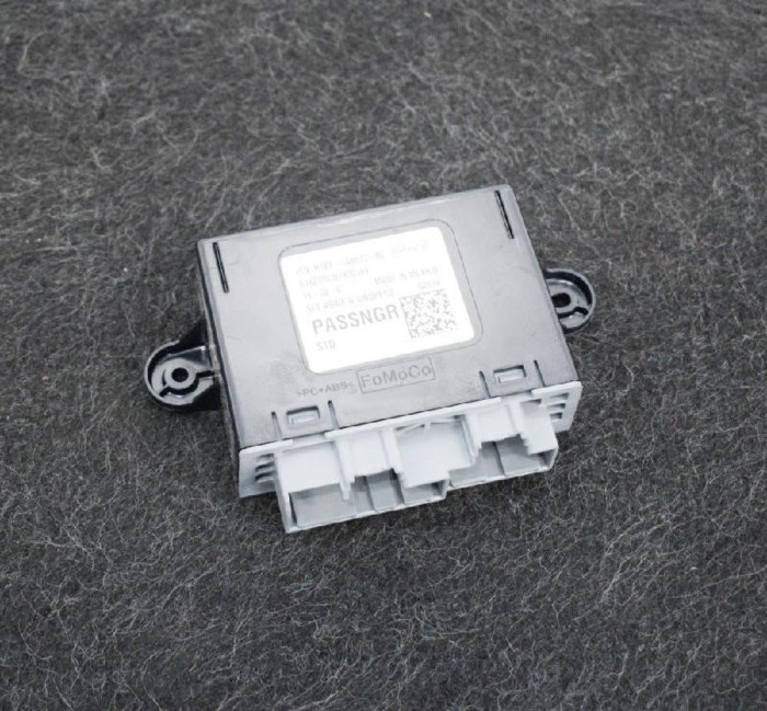 Modul de control ușă st&acirc;nga față FORD FIESTA VII 2018 OEM: H1BT-14B533-BE | 3427966