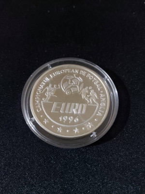 Romania 100 lei, 1996 - UEFA EURO 1996 &amp;ndash; Fotbal Moneda de argint foto