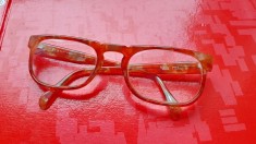 G911-Ochelari vechi bachelita SOHANS STEPPER West Germany unisex- barbate, dama cu dioptrii mari stare foarte buna. Lungime 14 cm, lentil 5/ 3,5 cm.