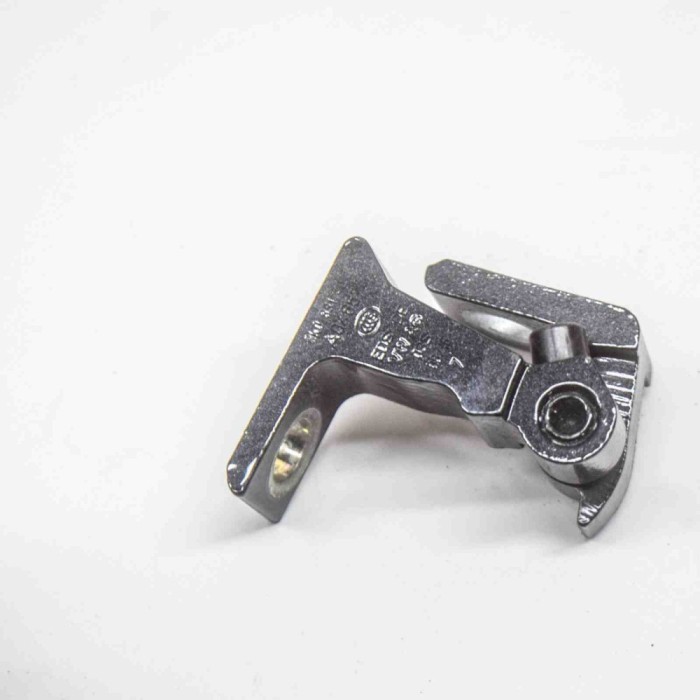 Balama ușă dreapta spate VW GOLF VII 5G1, BQ1, BE1, BE2 2016 OEM: 8K0831402K 13156989