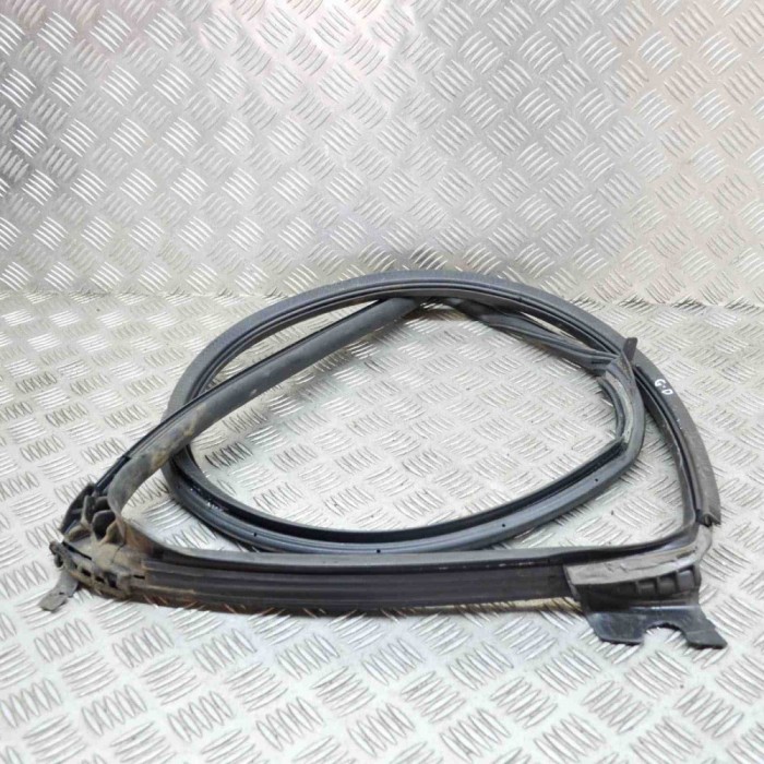 Garnitura ușă dreapta spate TESLA MODEL S 2017 OEM: MSP-U03,7C011138F15