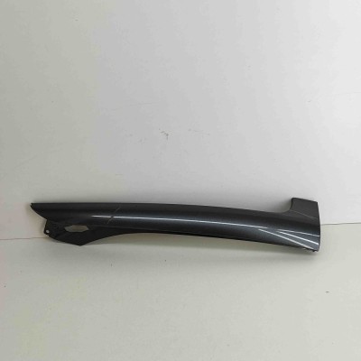 Ornament vertical parbriz st&amp;acirc;nga ASTON MARTIN DB11 2022 OEM: KY53-L519A37-AD,KY53-L519A37-BD foto