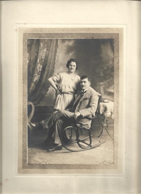 PM343N Ștefan Buzan, șefului secției criminalistică a poliției Cluj, avocat la Sasca Montană și Oravița, fotografie studio Naschitz, Lugoj, &amp;icirc;n mapă foto
