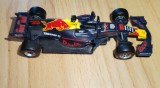 Formula 1 RedBull 1/43 Burago impecabila Daniel Ricciardo Diecast Model Car T4, 1:72, Siku