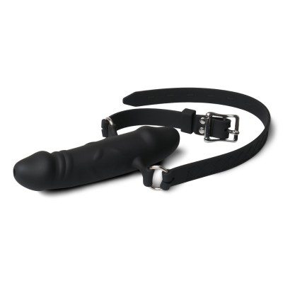 Calus cu dildo realistic foto