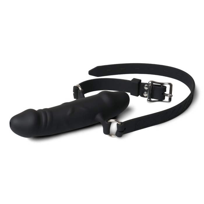 Calus cu dildo realistic